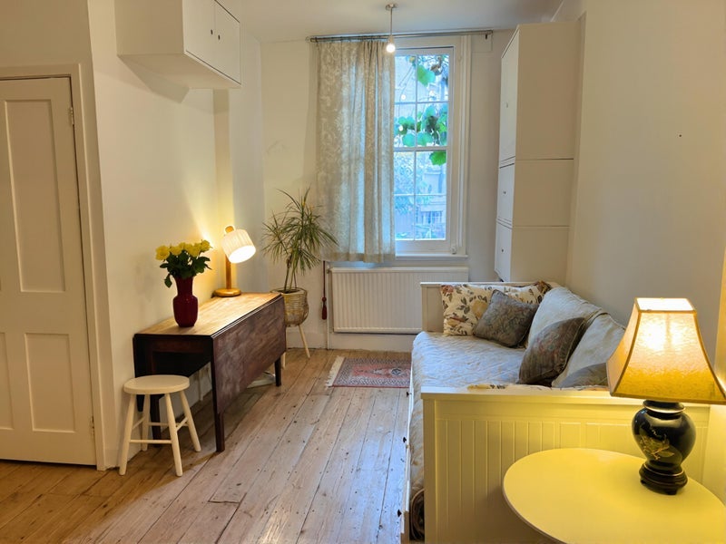 Room Kenway Road in Greater London