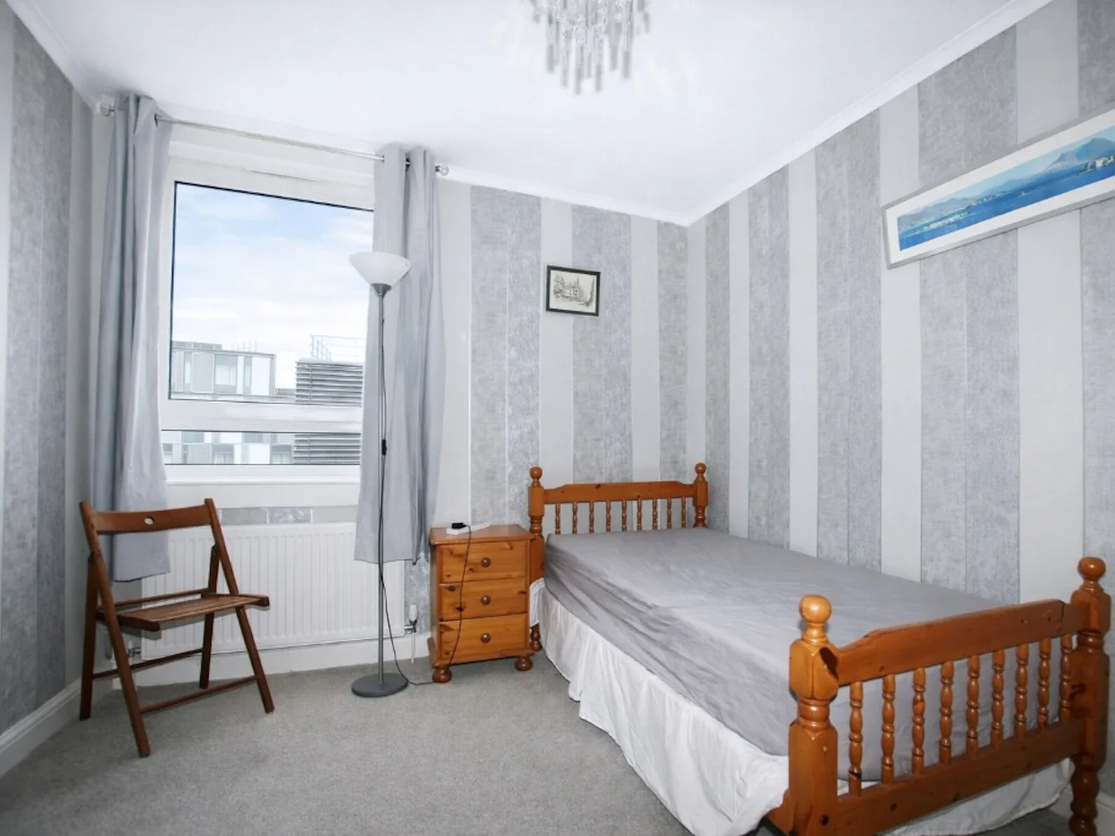 Flat Carnegie Court in City of Edinburgh