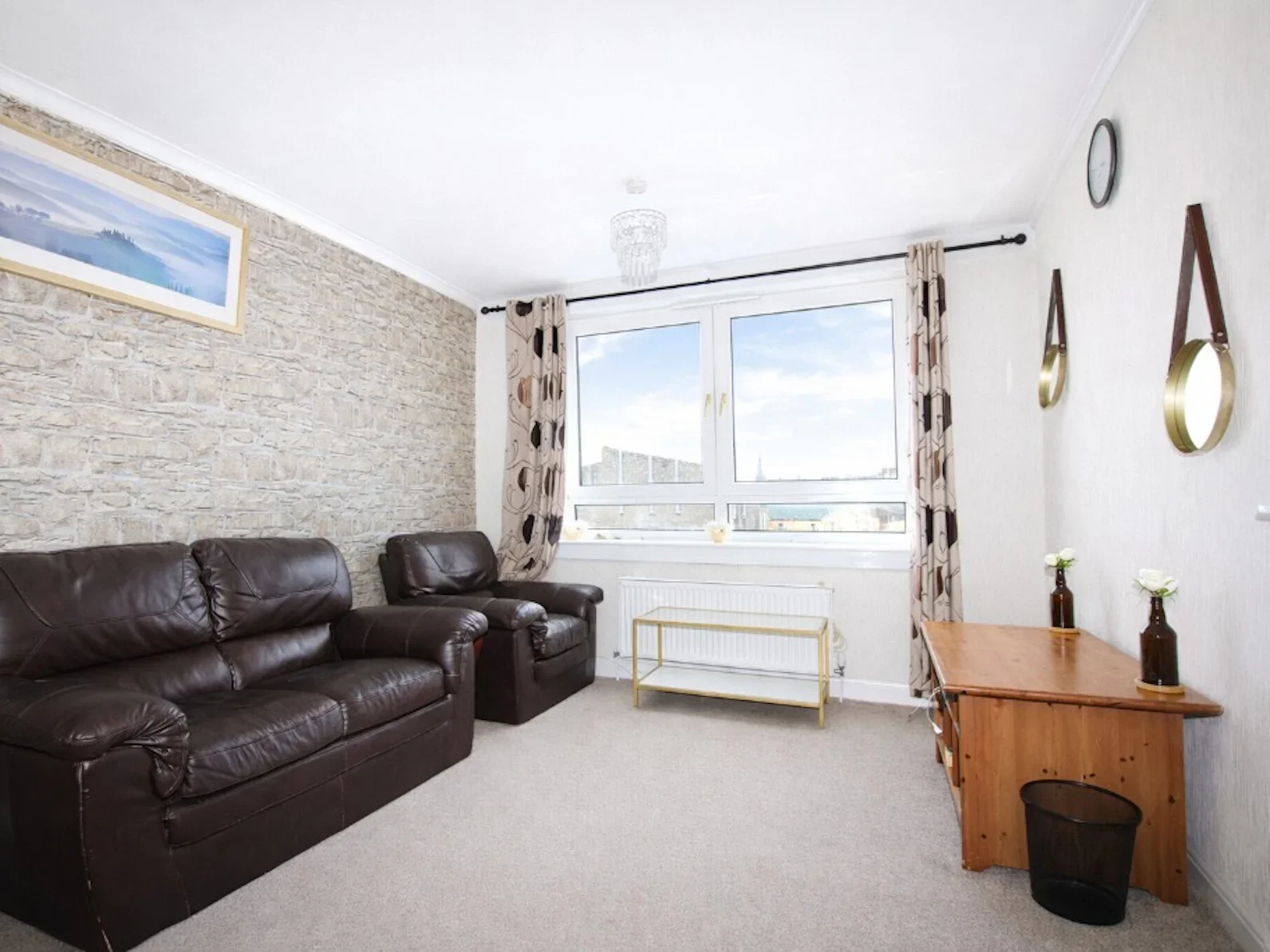 Flat Carnegie Court in City of Edinburgh