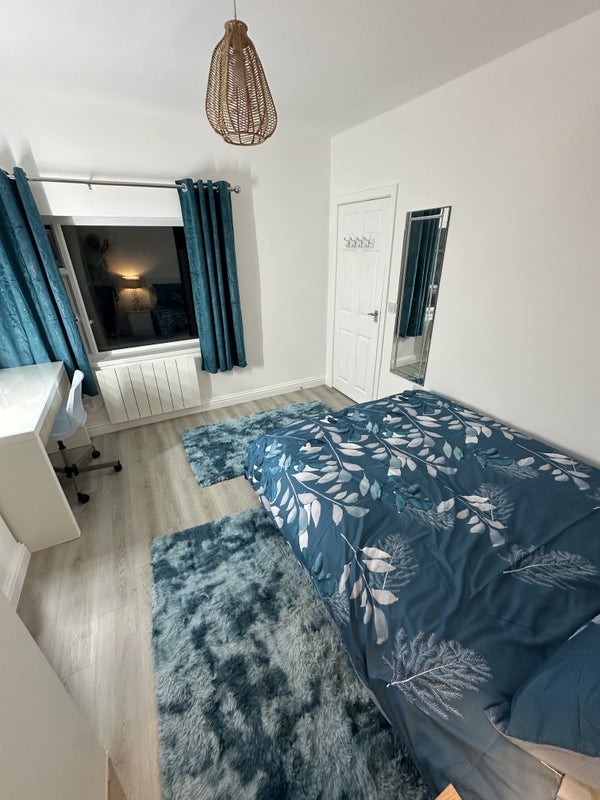 Room Sea View Road in Poole