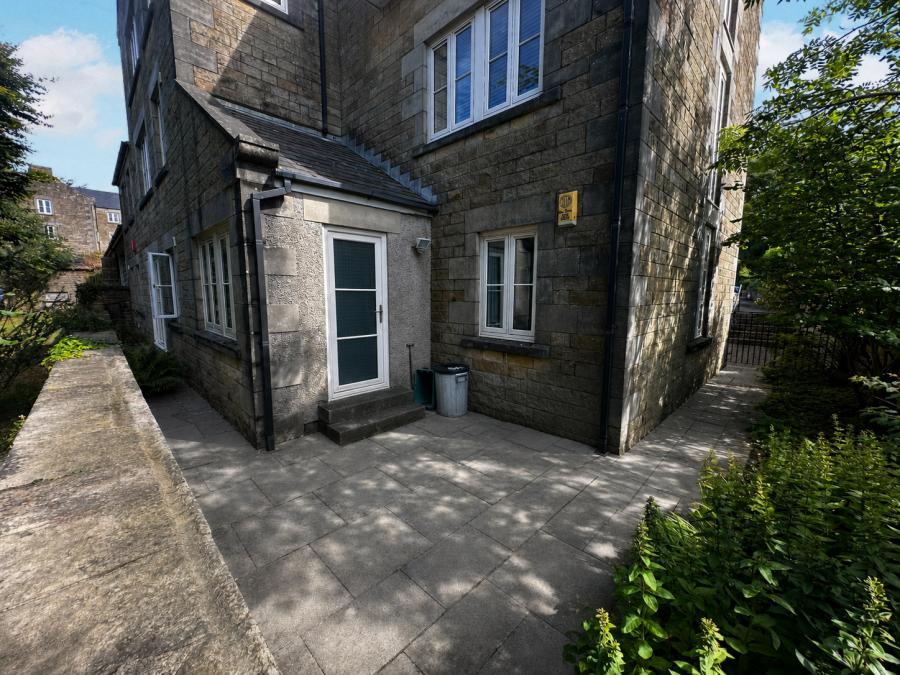 Flat Castle Park Mews in Lancaster