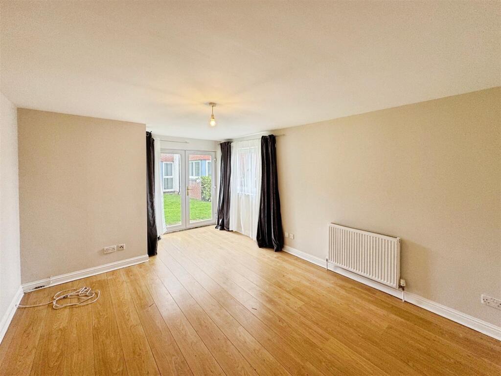 Flat Miller Street in Glasgow