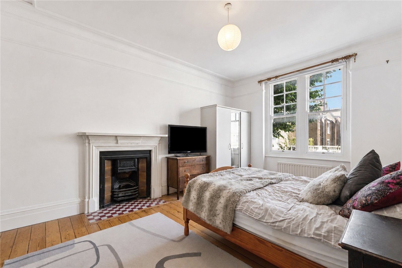 Flat Challoner Street in Greater London