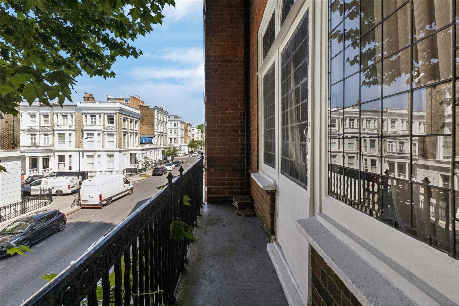 Flat Challoner Street in Greater London