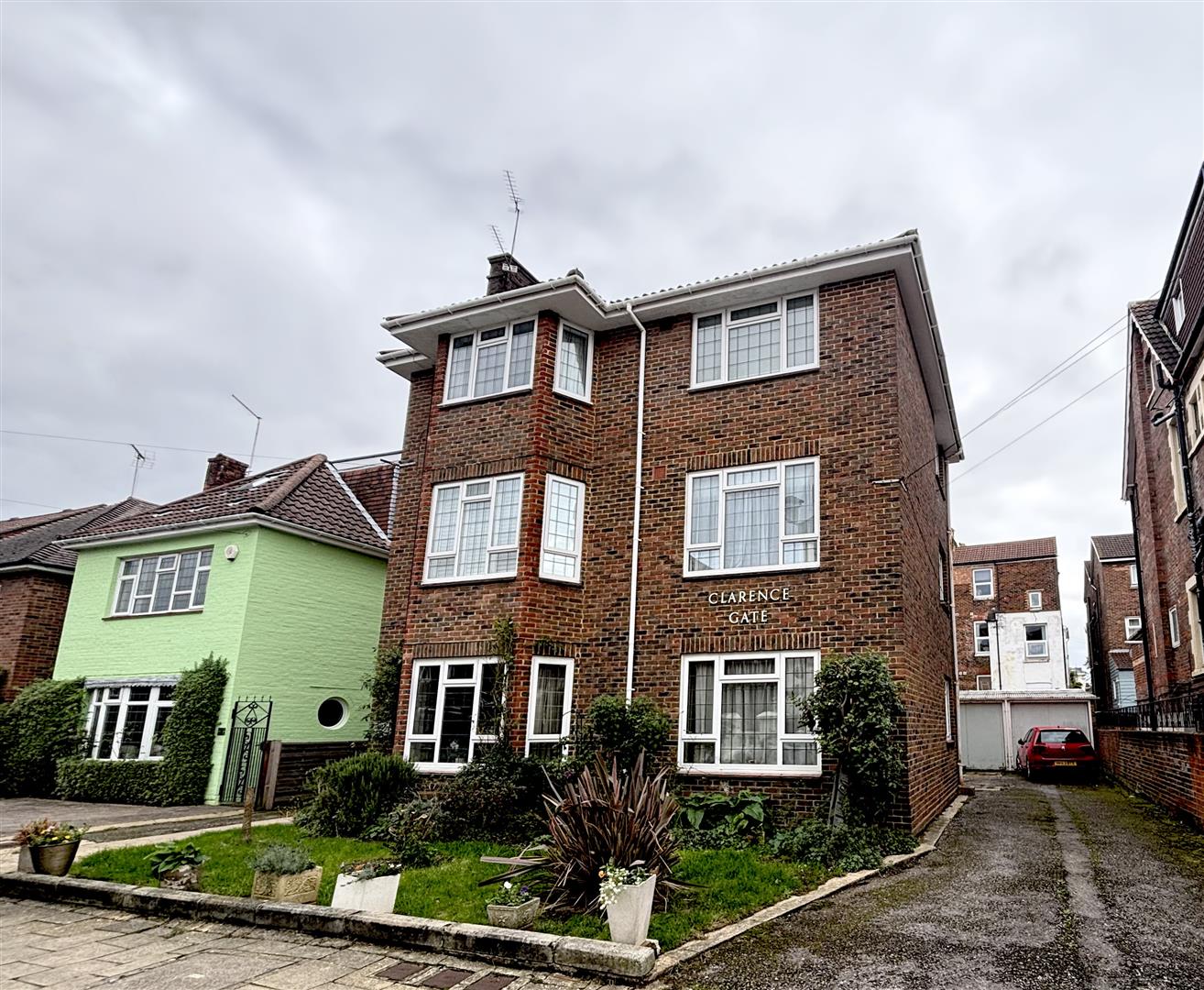 Flat Ashburton Road in Portsmouth