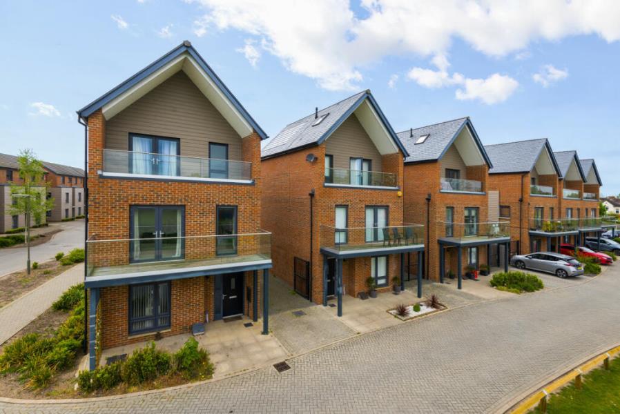 House Jelley Way in Woking