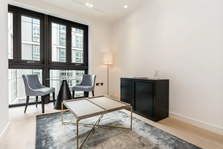 Flat Houghton Street in City of Westminster