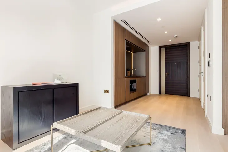 Flat Houghton Street in City of Westminster