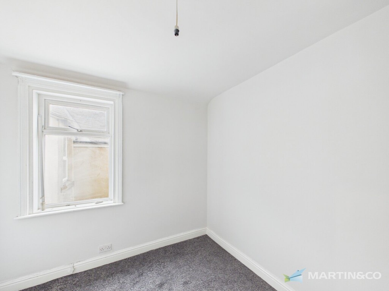 Flat Middle Walk in Blackpool