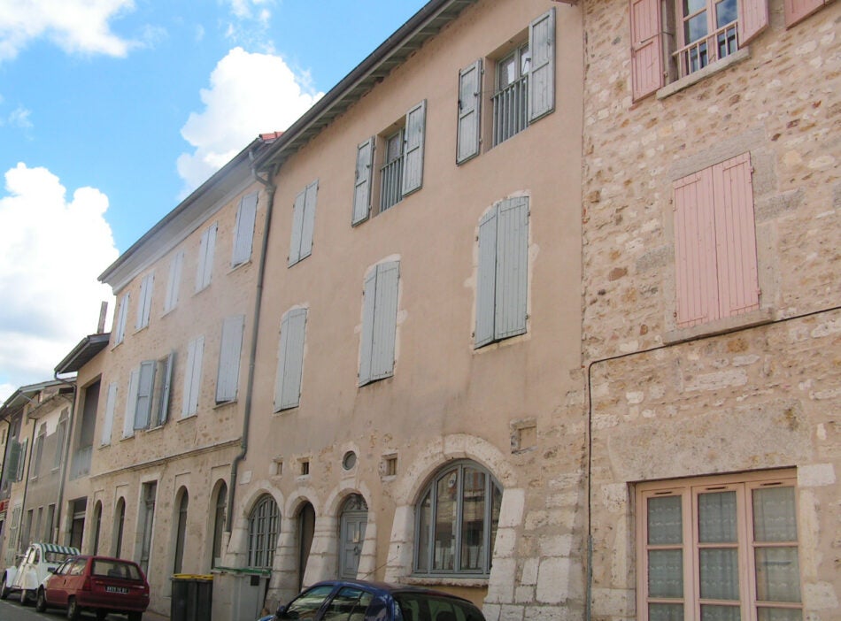 Flat Rue du Plat in Ambronay