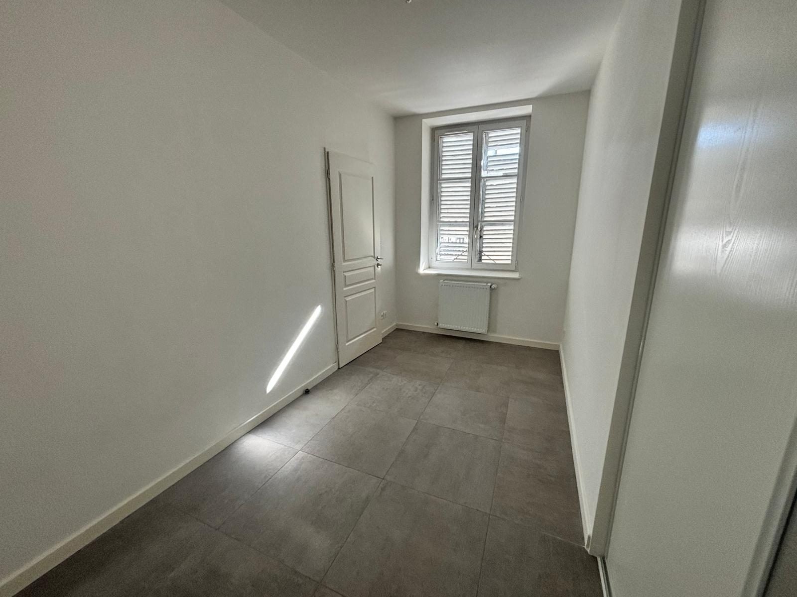 Appartement Rue Jean-Baptiste Martini à Villefranche-sur-Saône