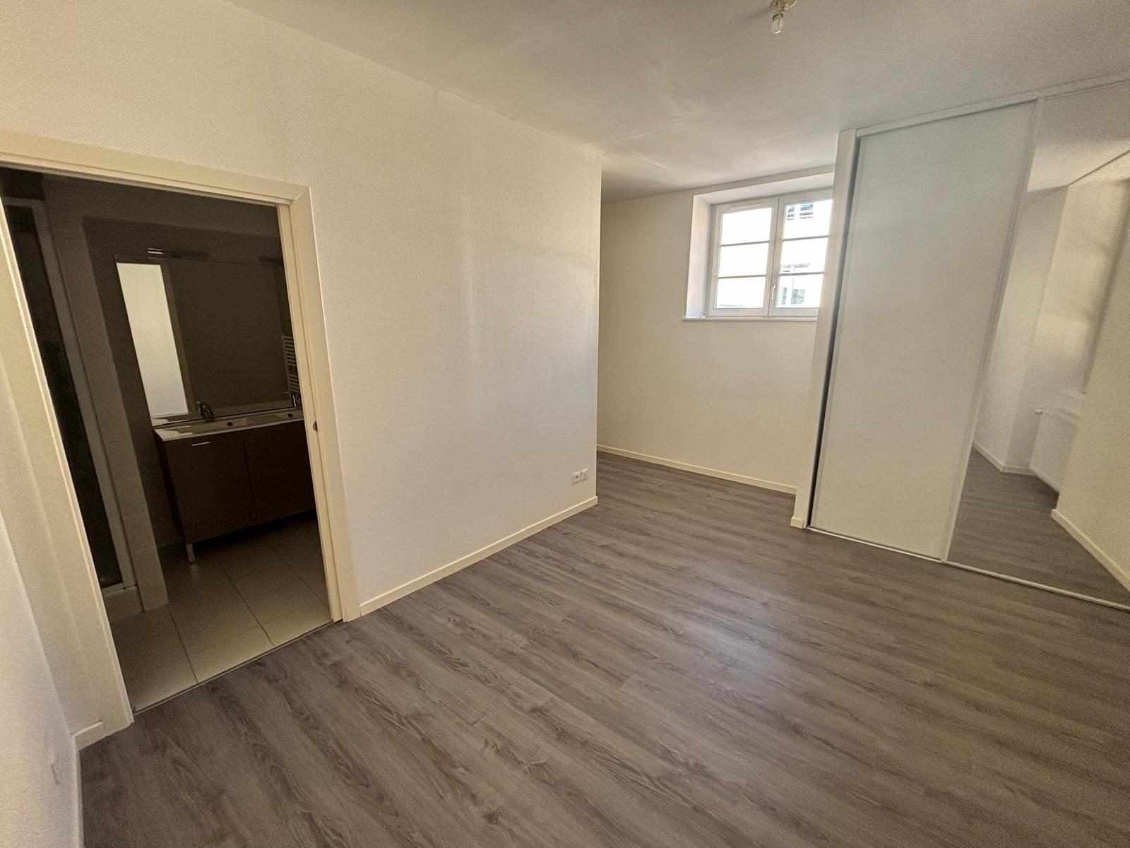 Appartement Rue Pierre Guillermet à Villefranche-sur-Saône