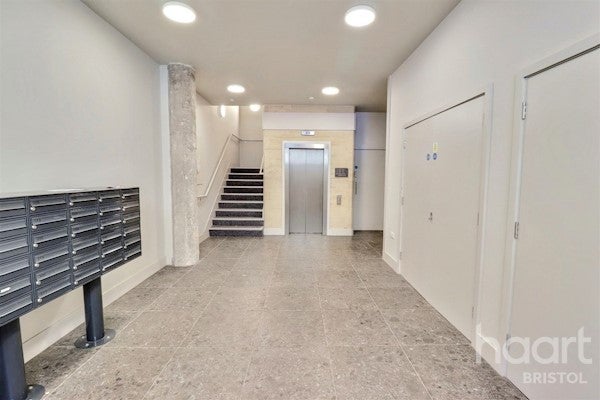 Flat Sheepen Place in Colchester