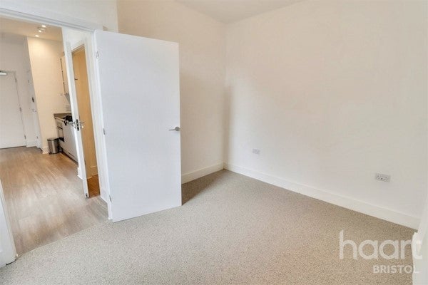 Flat Sheepen Place in Colchester
