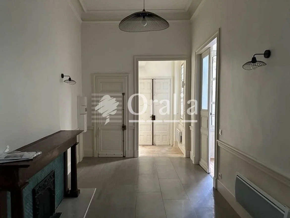Flat Rue des Trésoriers de la Bourse in Montpellier