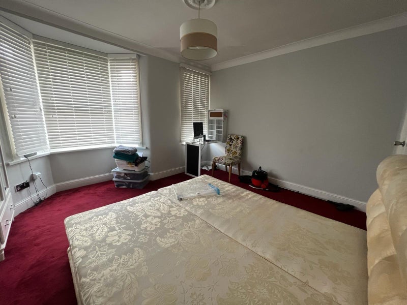 Room St Mary's Road in Greater London