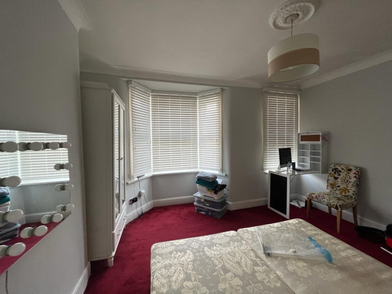 Room St Mary's Road in Greater London