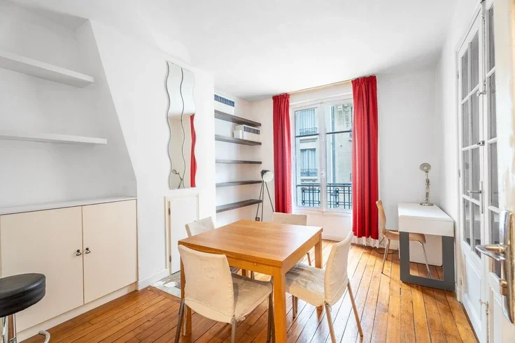 Appartement Rue de Cadix à Paris