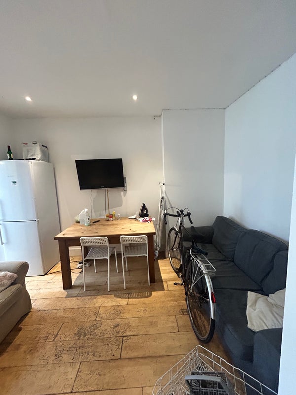 Room Marcia Road in Greater London