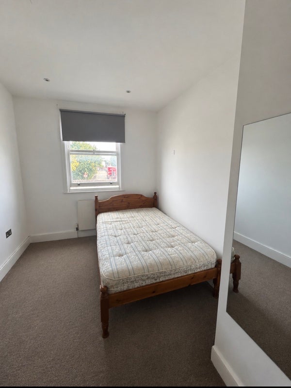 Room Marcia Road in Greater London