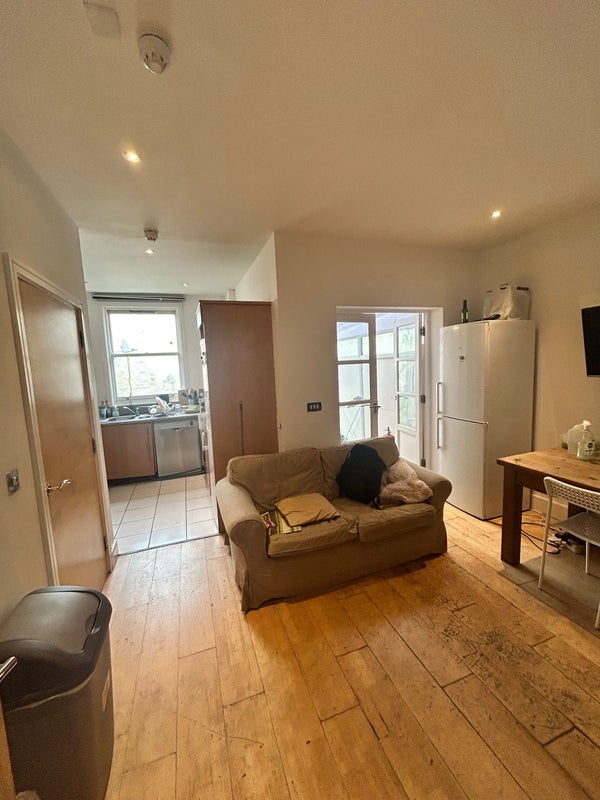 Room Marcia Road in Greater London