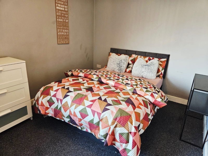 Flat Fawcett Street in Bolton