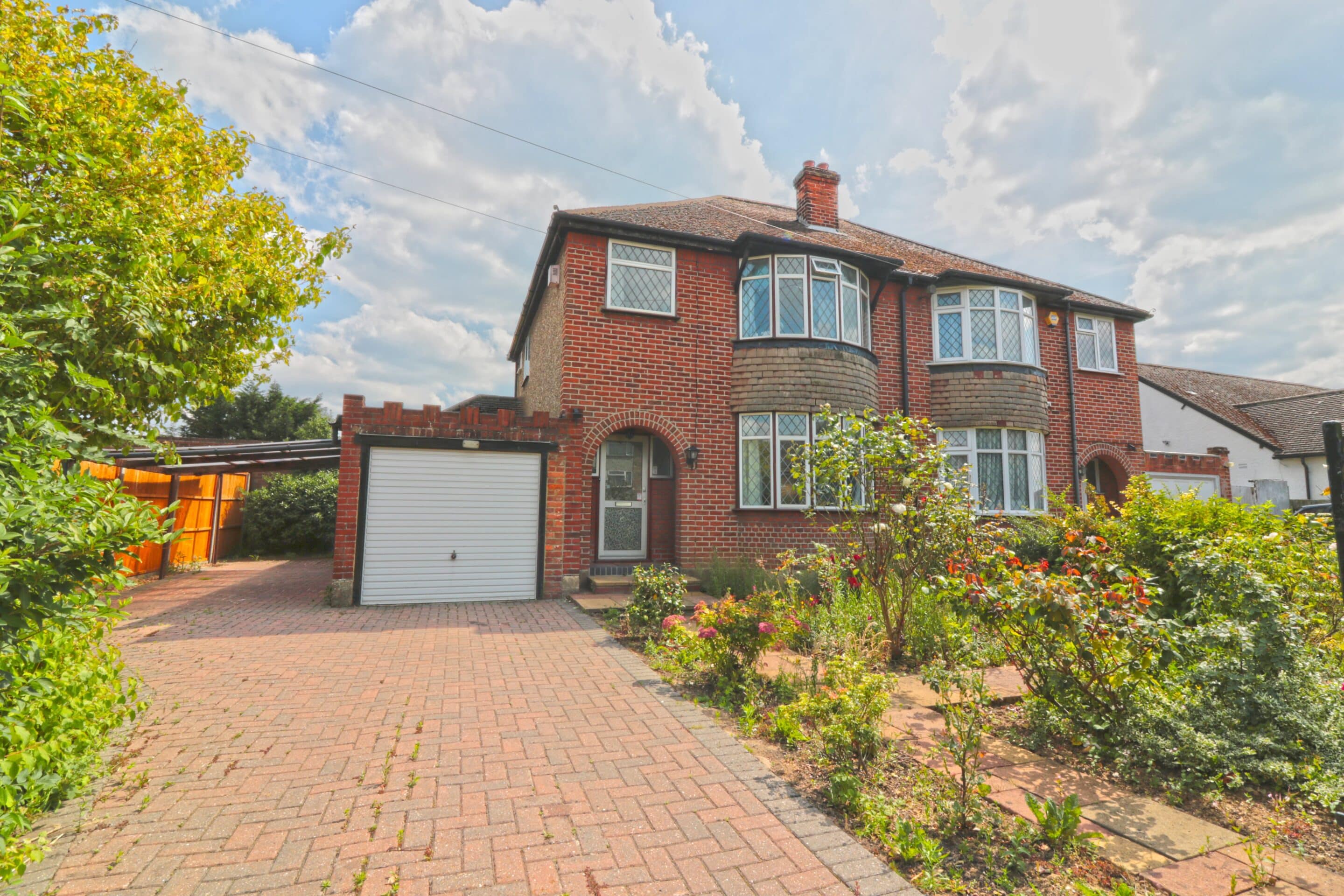 House Dedworth Road in Windsor