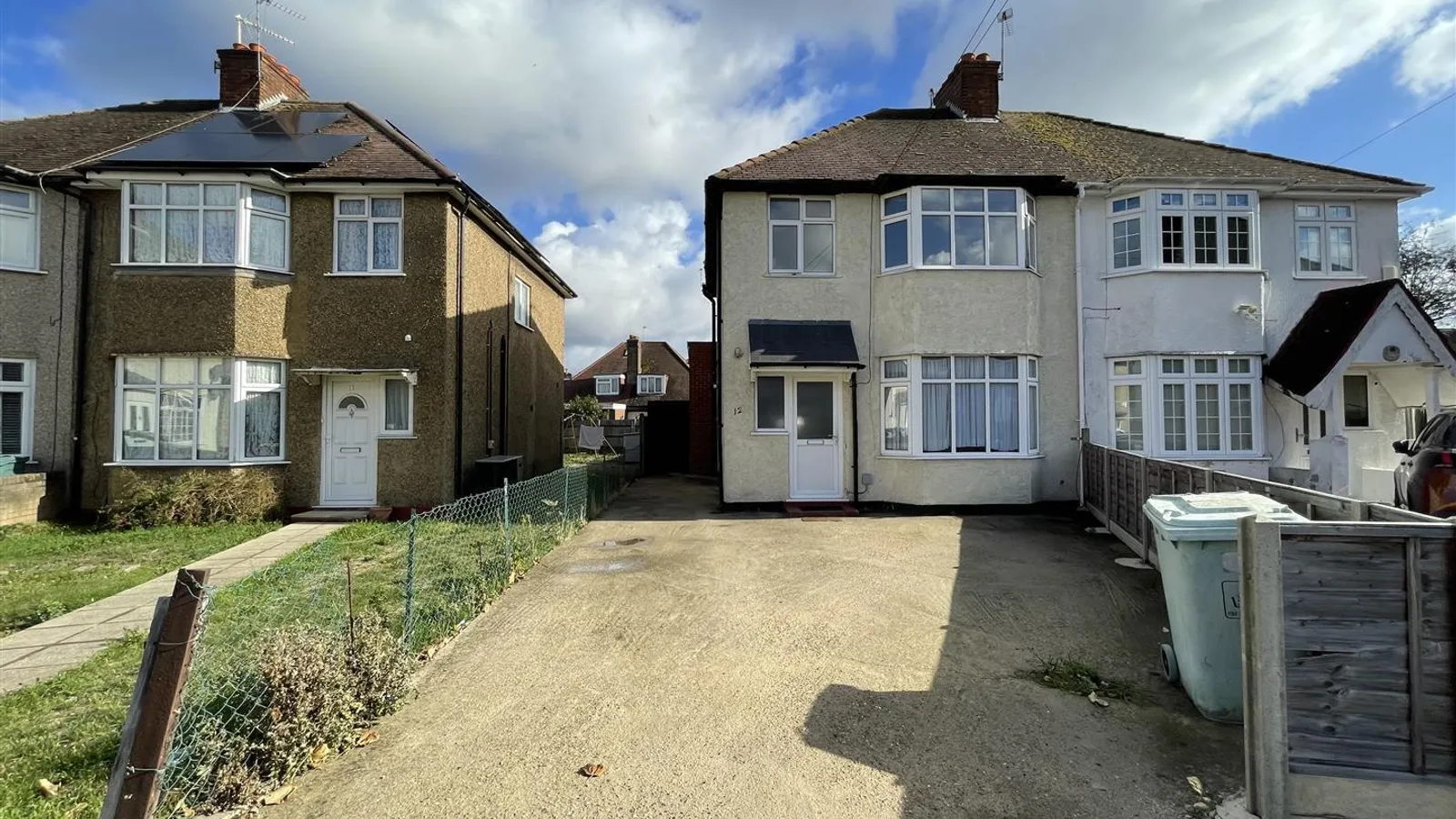 House Cromer Close in Greater London
