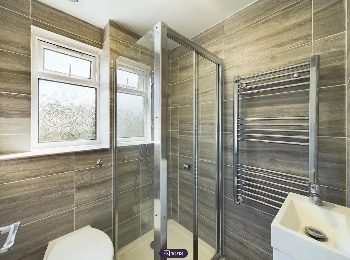 House R196 in Greater London