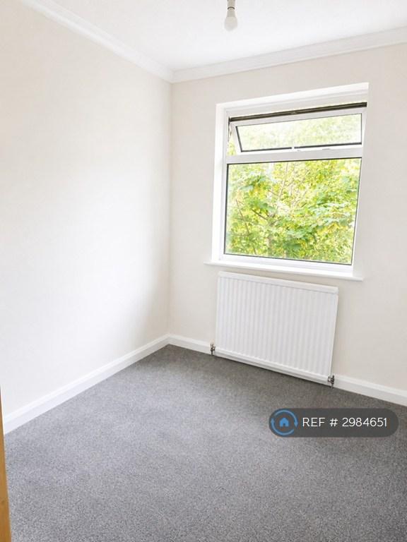House Veldene Way in Greater London
