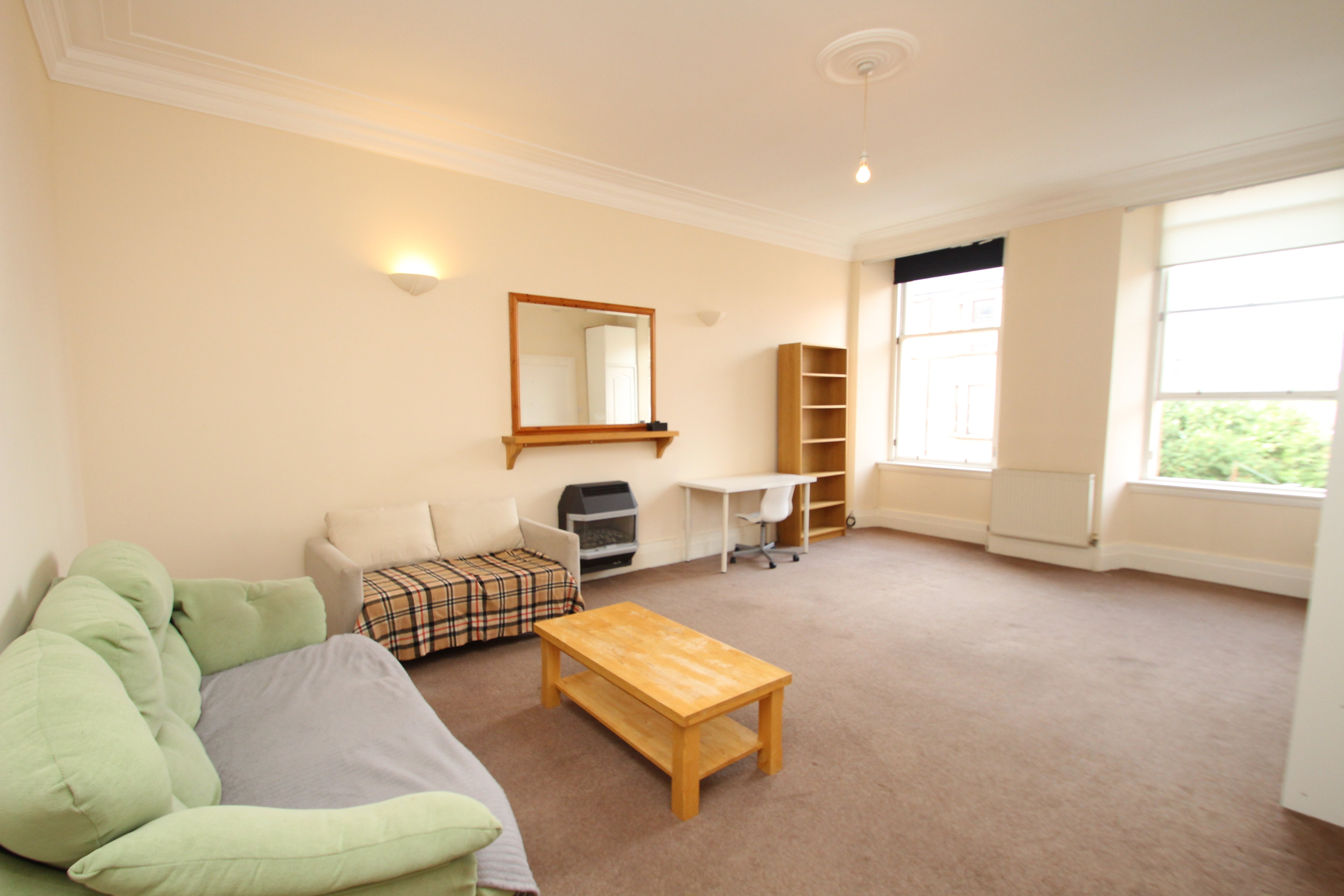 Flat Kersland Street in Glasgow