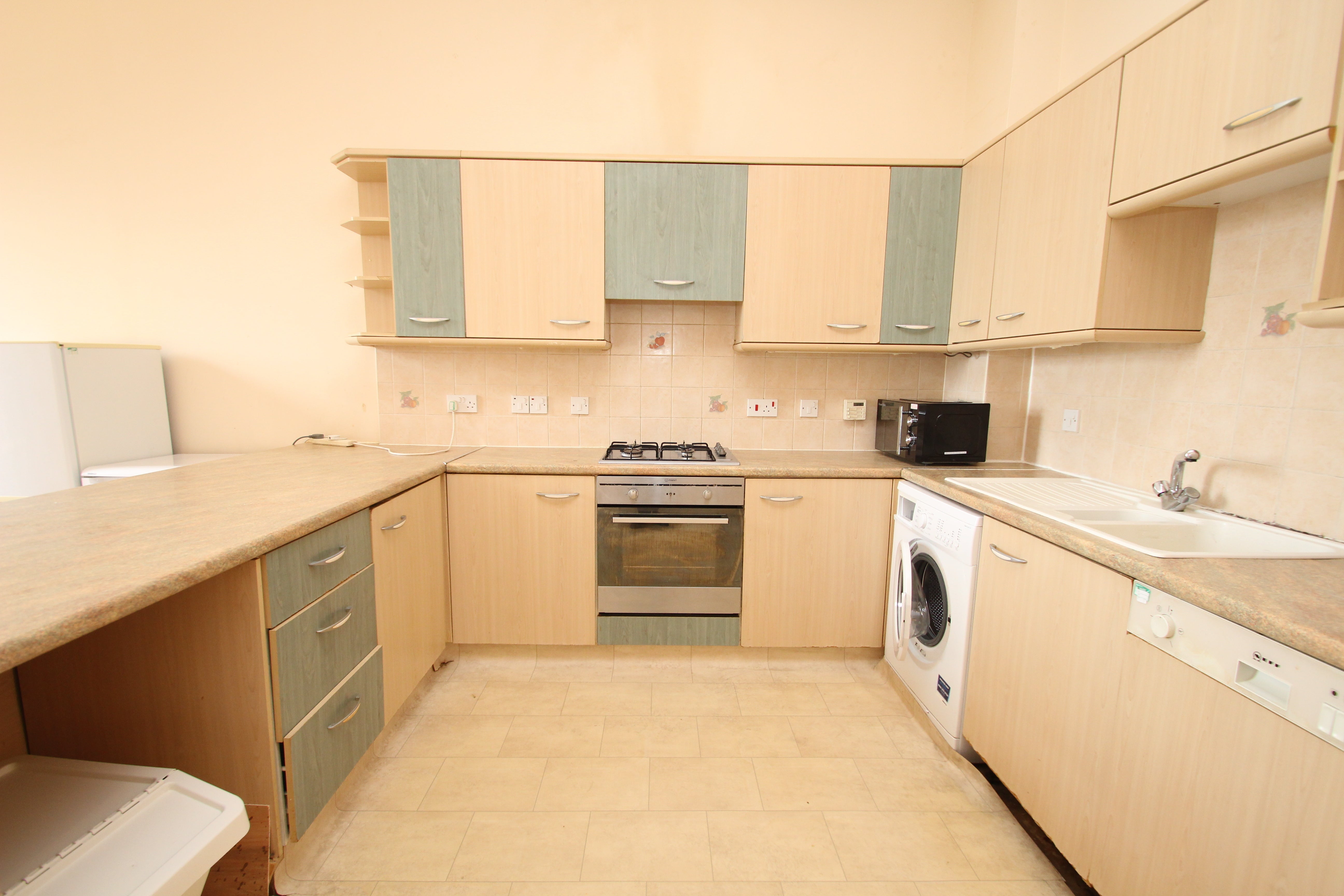 Flat Kersland Street in Glasgow