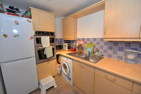 Flat Rollesbrook Gardens in Southampton