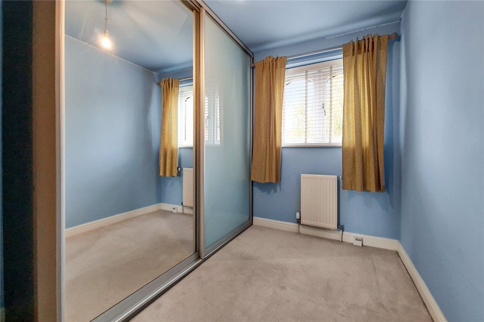 House Telegraph Place in Greater London