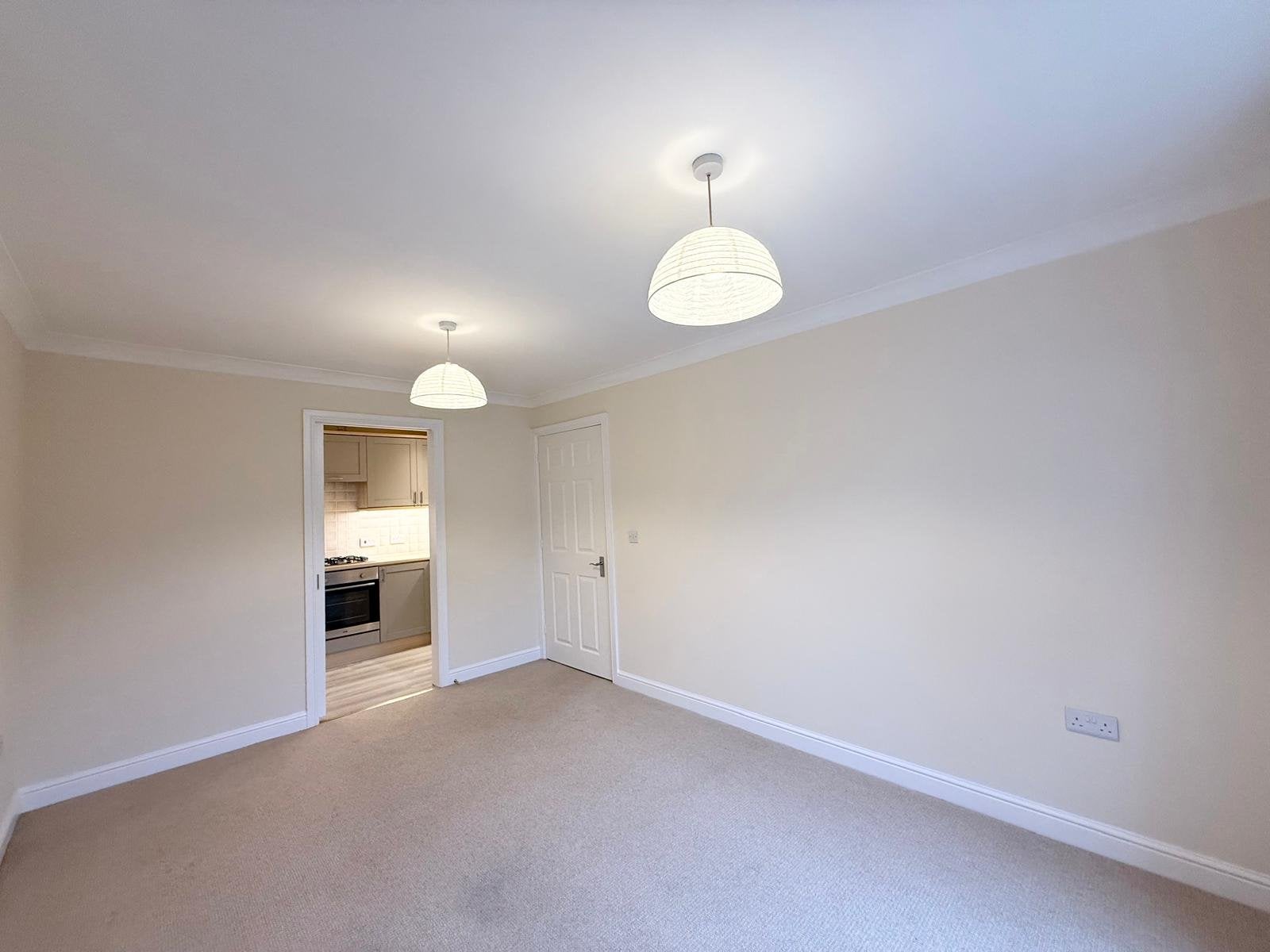 Flat Clifton Mews in Leeds