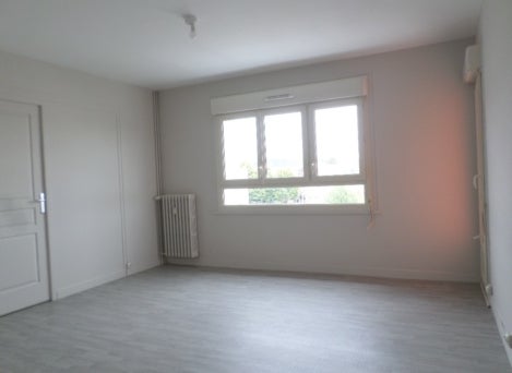 Appartement Avenue Molière à Joigny