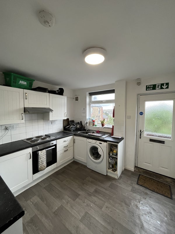 Room Hoole Street in Sheffield