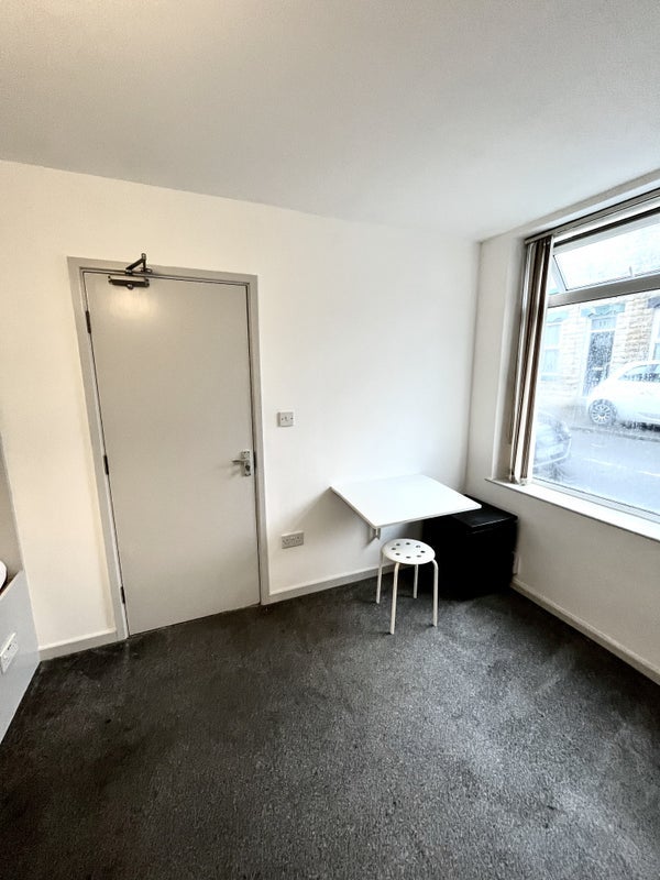 Room Hoole Street in Sheffield