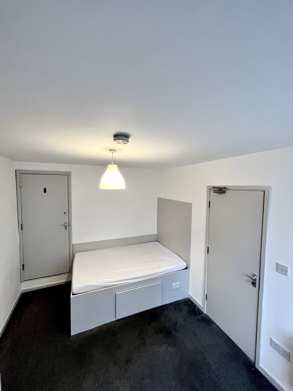 Room Hoole Street in Sheffield