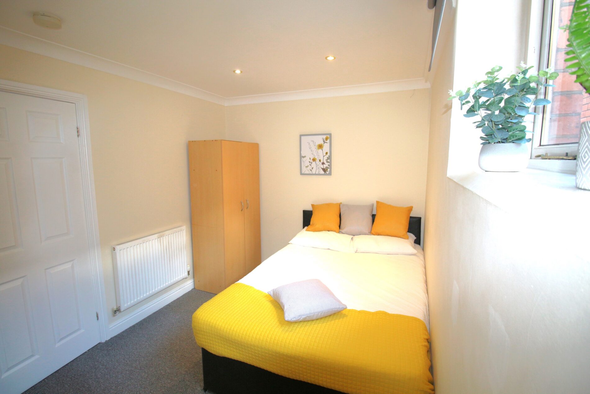 Room Winn Street in Lincoln
