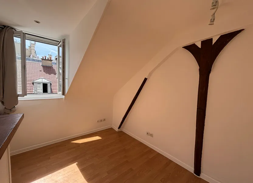 Appartement Cour Saint-Joseph à Paris