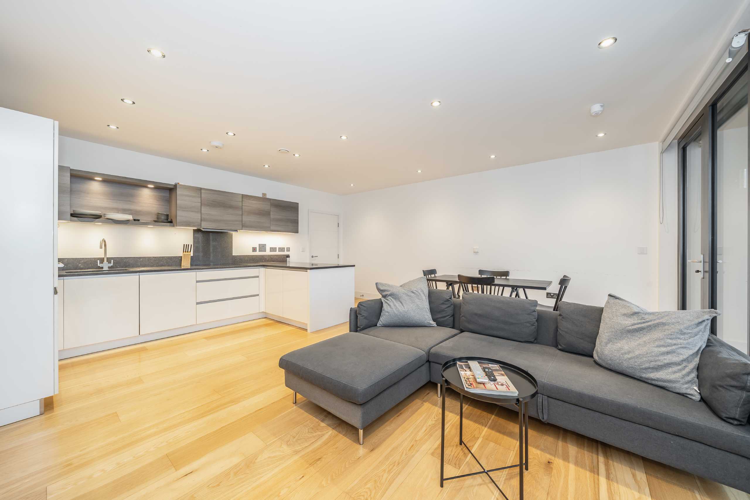 Flat Faraday Road in Greater London