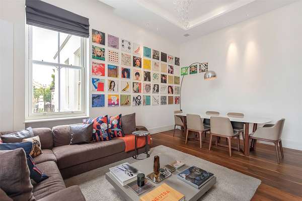 Flat Leinster Gardens in City of Westminster