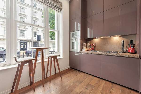 Flat Leinster Gardens in City of Westminster