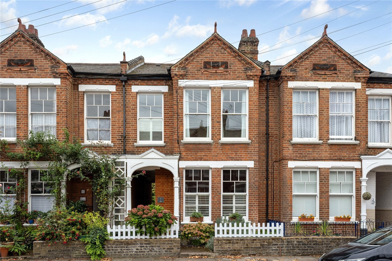 Flat North Avenue in Greater London