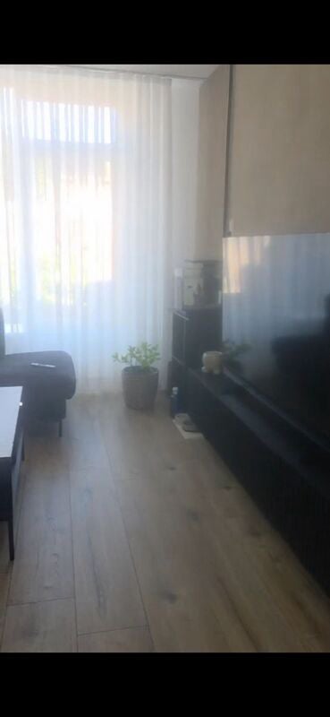 Appartement Donizettistraat 6