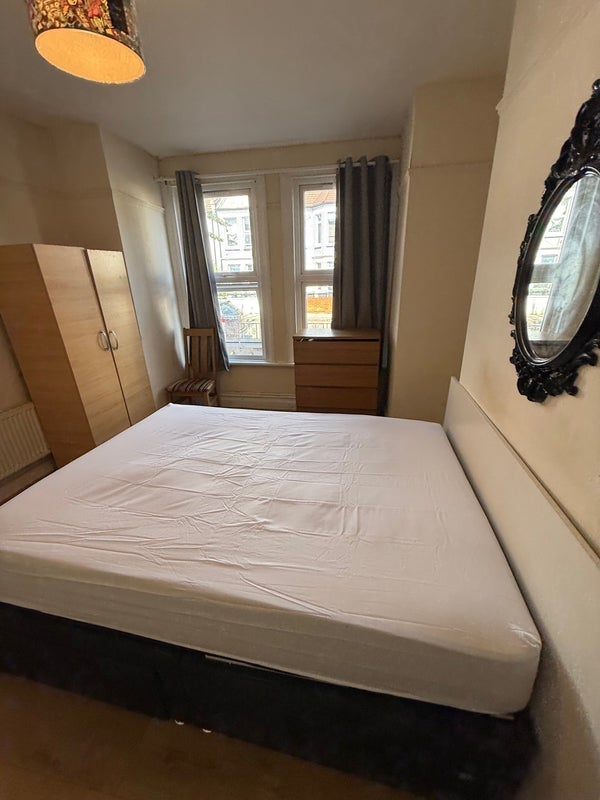 Room Stanhope Gardens in Greater London