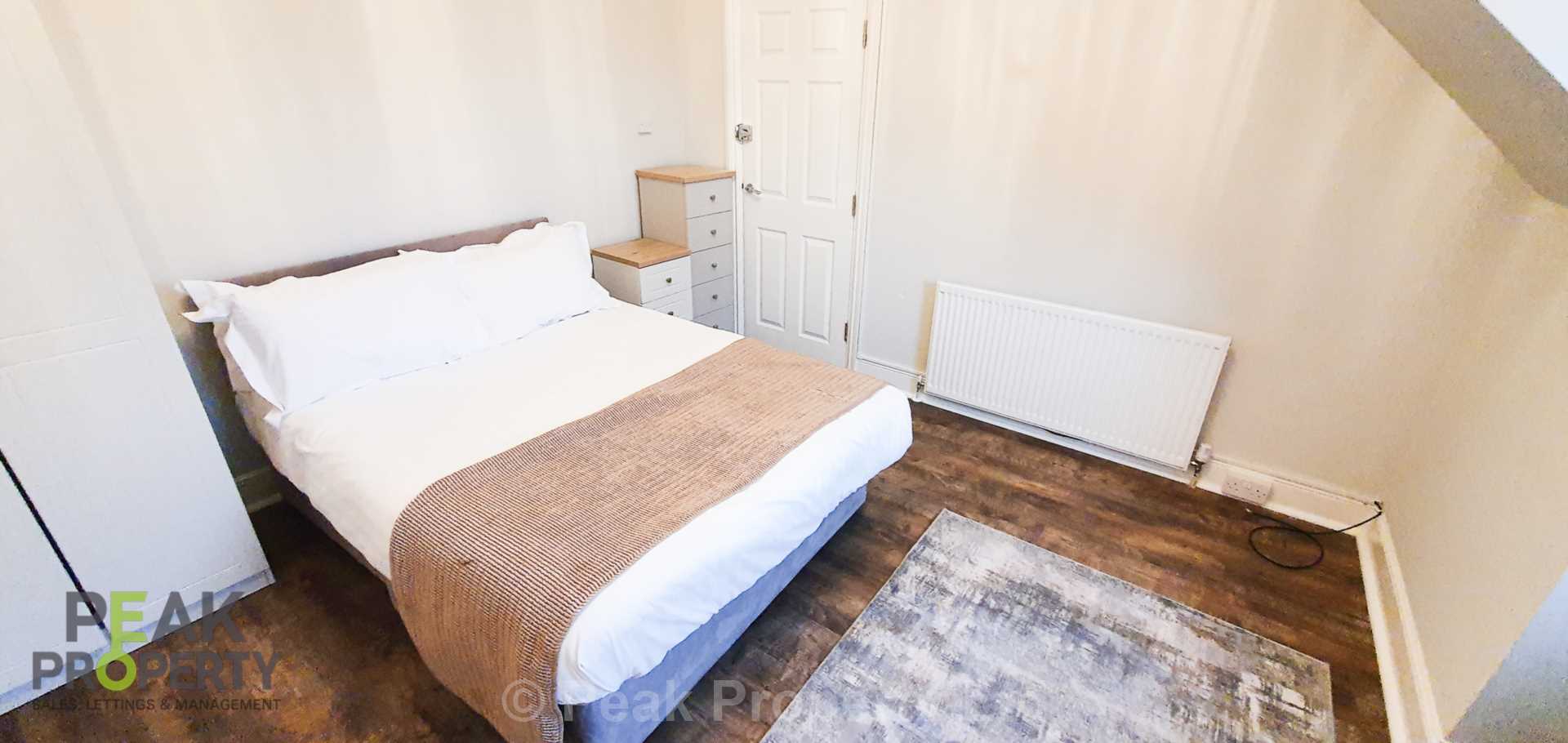 Room Alexandra Road in Southend-on-Sea