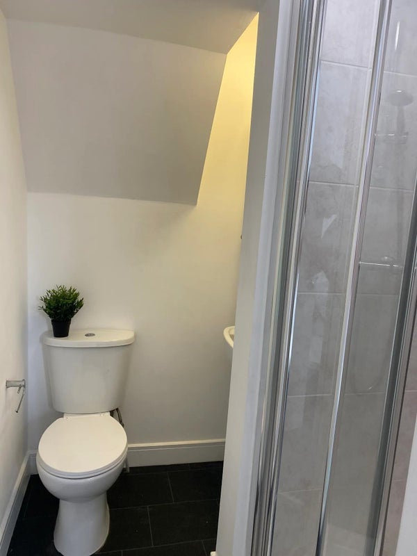 Room Priestley Street in Sheffield