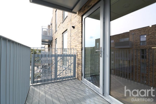 Flat Overy Liberty in Dartford